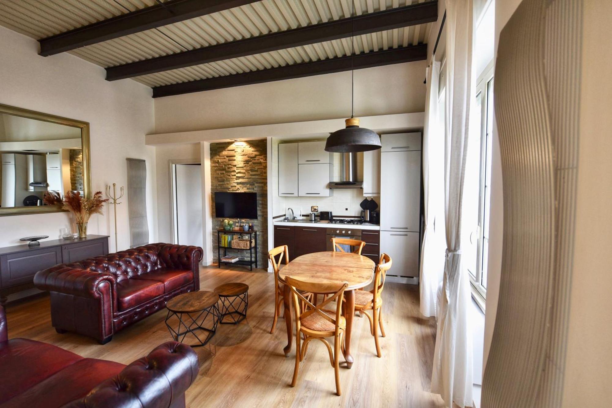 Industrial Loft Trastevere Station Rome Bagian luar foto
